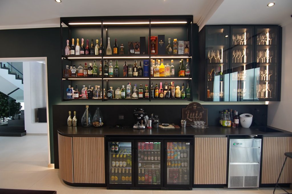 UnitechGroundUp-IFV-15 Irene Farm Bar